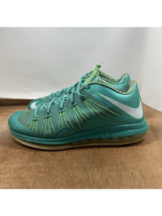 Nike Lebron 10 Low Men Size 11.5 579765-300 Easter Green Basketball Shoes